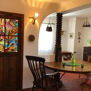Appartement La Provence Authentique à 30 Minutes Des Plages, Collobrières
